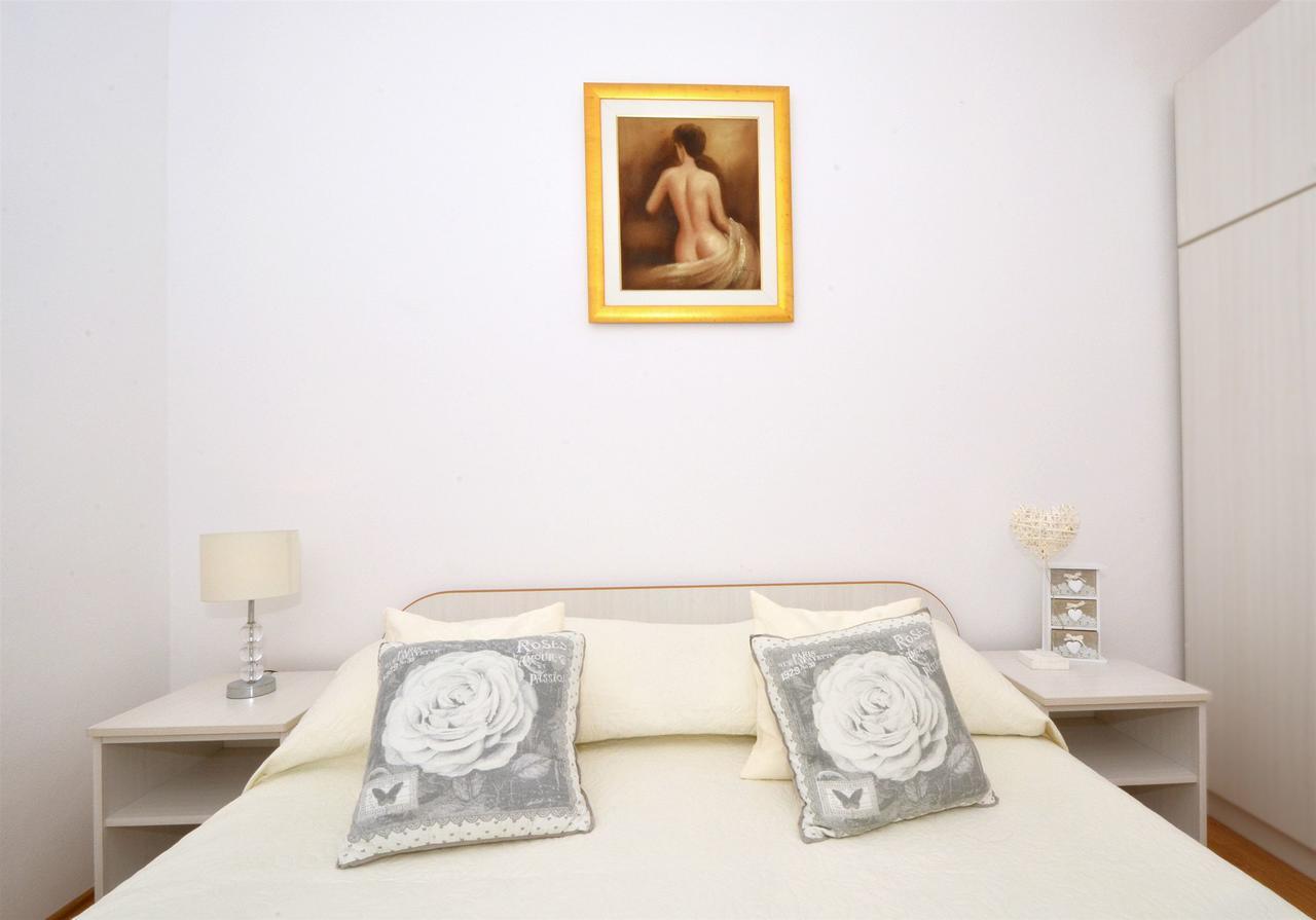 Apartments Sandy โรกอซนิซา ภายนอก รูปภาพ